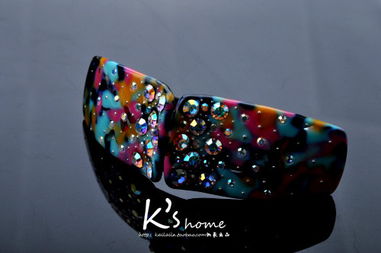 法國醋酸板材發(fā)夾 貴氣盤發(fā)，演繹優(yōu)雅風(fēng)尚